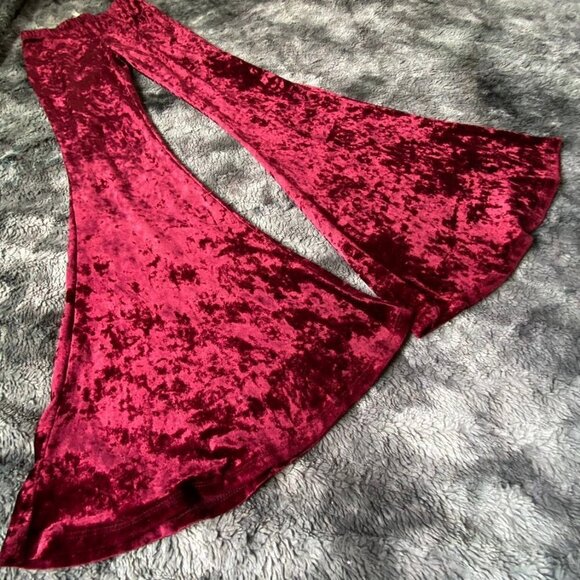 Emma & Sam Crushed Velvet Mega Flare - Picture 4 of 10